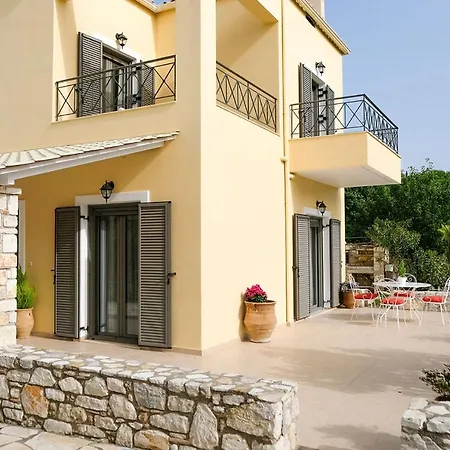 Giannakis Villa Corfu Pouládes